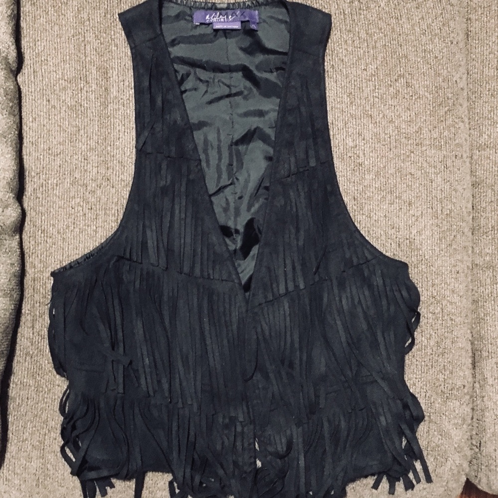 🤗Fringed vest